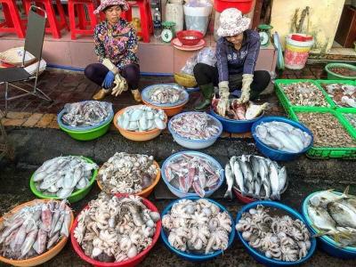 8 vựa hải sản, chợ hải sản TPHCM nổi tiếng, giá phải chăng